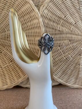 Intricate Gun Metal Metal Openwork Women's Ring